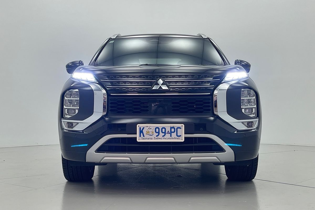 2022 Mitsubishi Outlander PHEV Exceed Tourer ZM