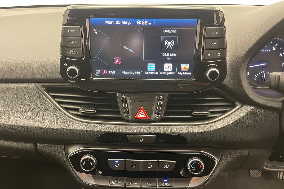 2018 HYUNDAI i30 SR PREMIUM 7 SP AUTO DUAL CLUTCH 4D HATCHBACK T4 