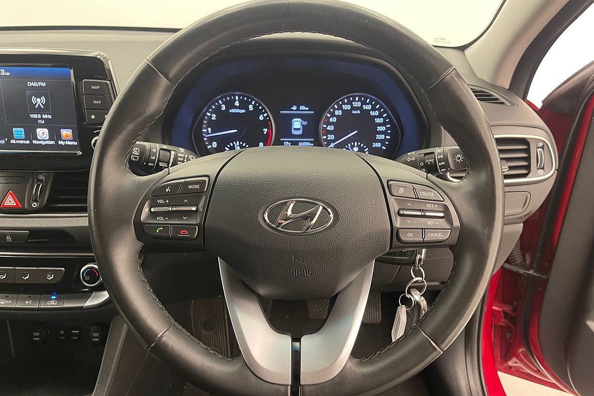 2018 HYUNDAI i30 SR PREMIUM 7 SP AUTO DUAL CLUTCH 4D HATCHBACK T4 
