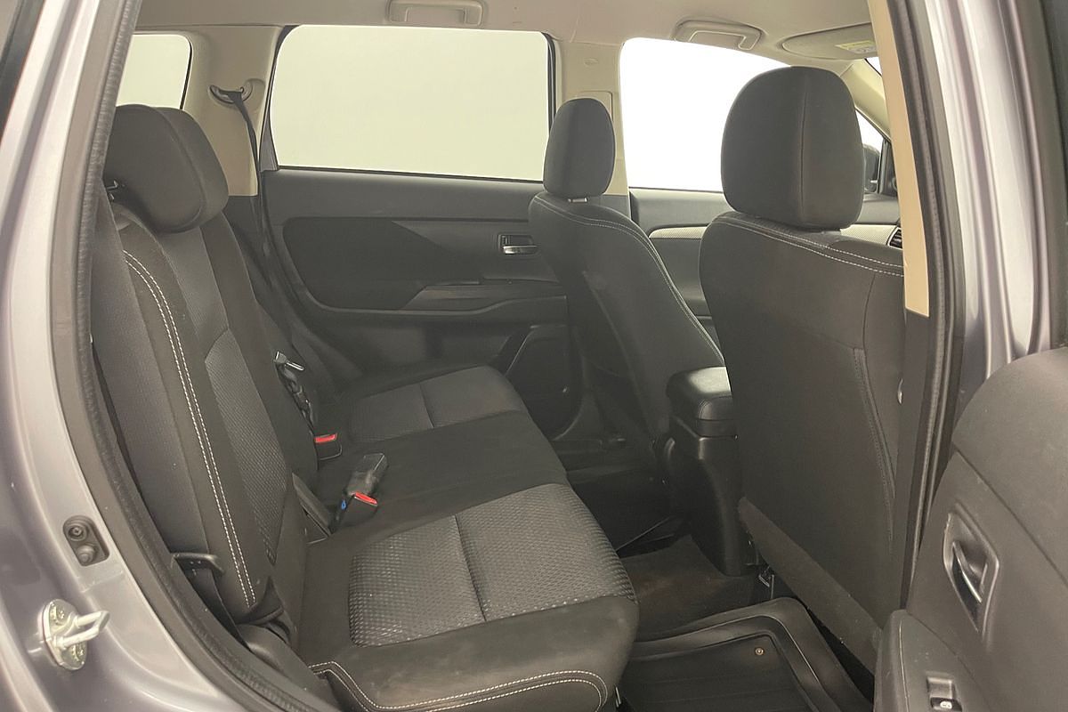 2015 Mitsubishi Outlander LS ZK
