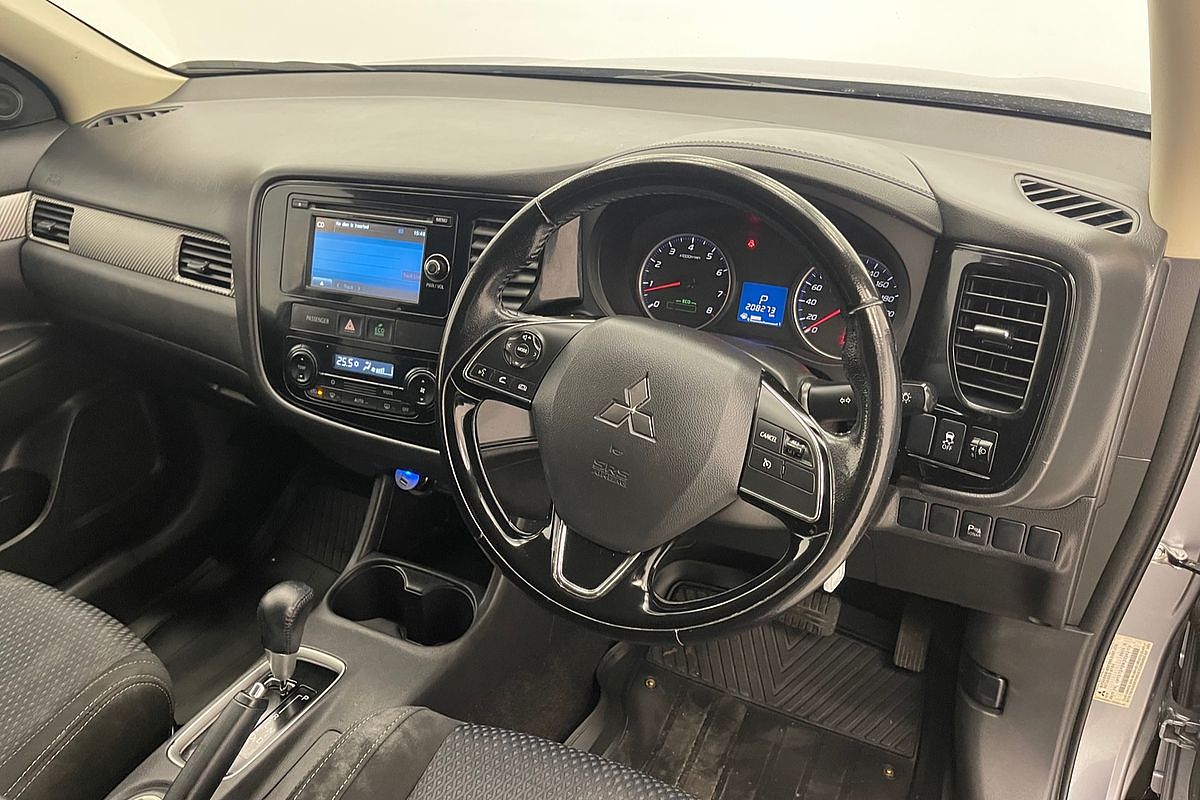 2015 Mitsubishi Outlander LS ZK