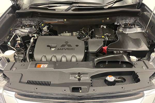 2015 Mitsubishi Outlander LS ZK