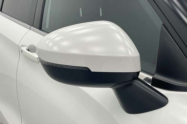 2024 Mitsubishi Outlander LS ZM