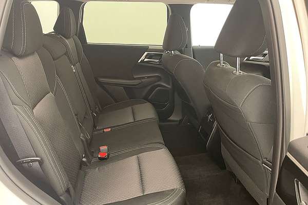 2024 Mitsubishi Outlander LS ZM
