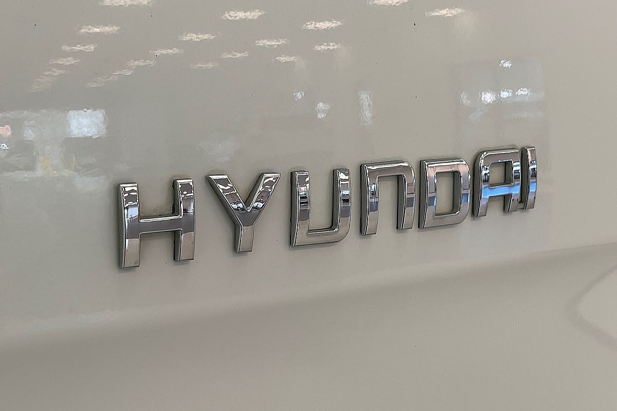 2017 Hyundai iMax TQ3-W Series II