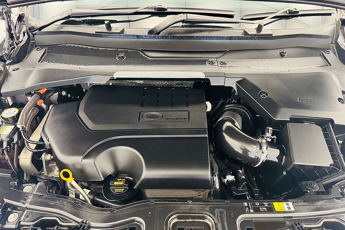 2021 Land Rover Discovery Sport P250 R-Dynamic SE L550