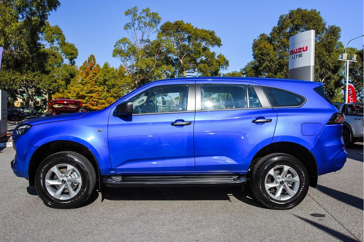 2025 Isuzu MU-X LS-M