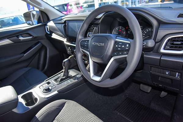 2025 Isuzu MU-X LS-M