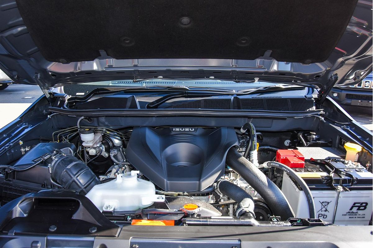 2025 Isuzu D-MAX LS-M 4X4