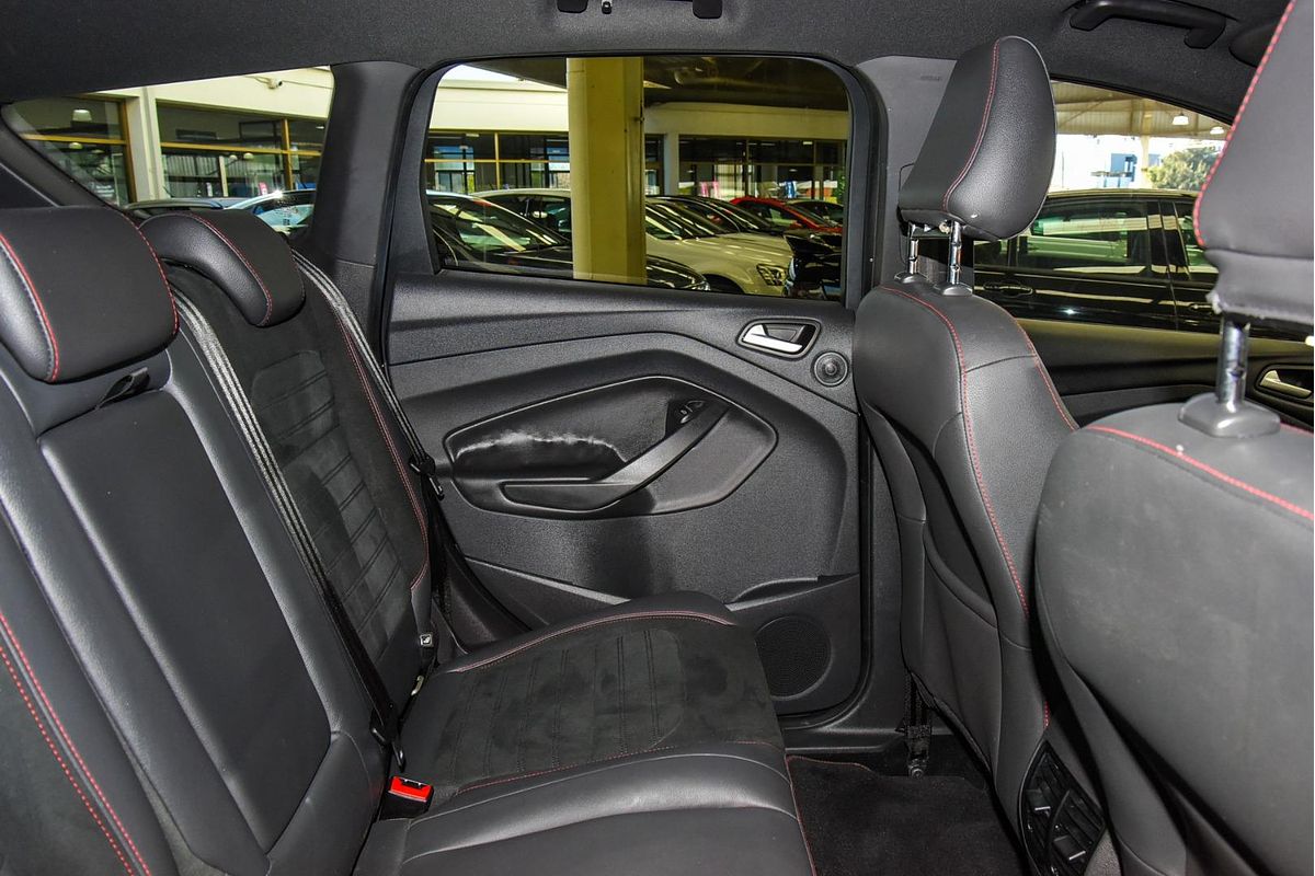 2018 Ford Escape ST-Line ZG