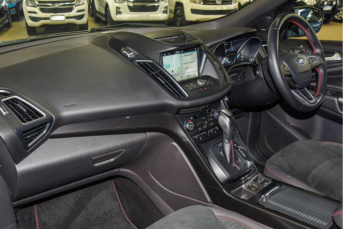 2018 Ford Escape ST-Line ZG