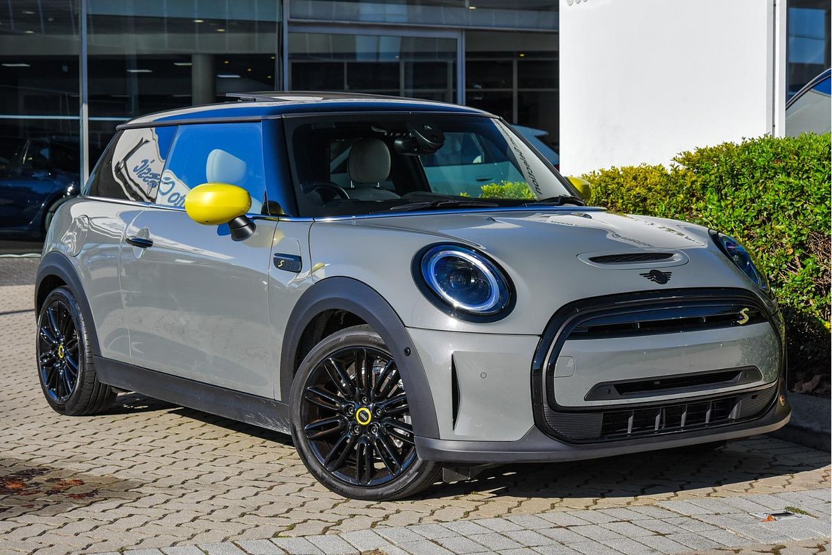 2021 MINI Hatch Cooper SE Classic F56 LCI-2