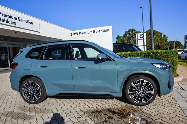 2023 BMW X1 xDrive20i U11