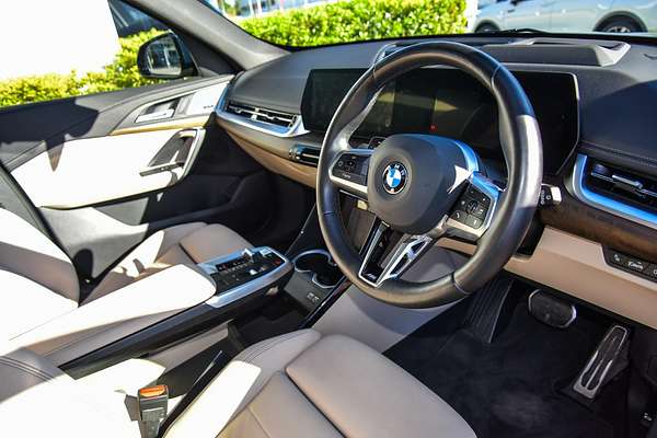 2023 BMW X1 xDrive20i U11
