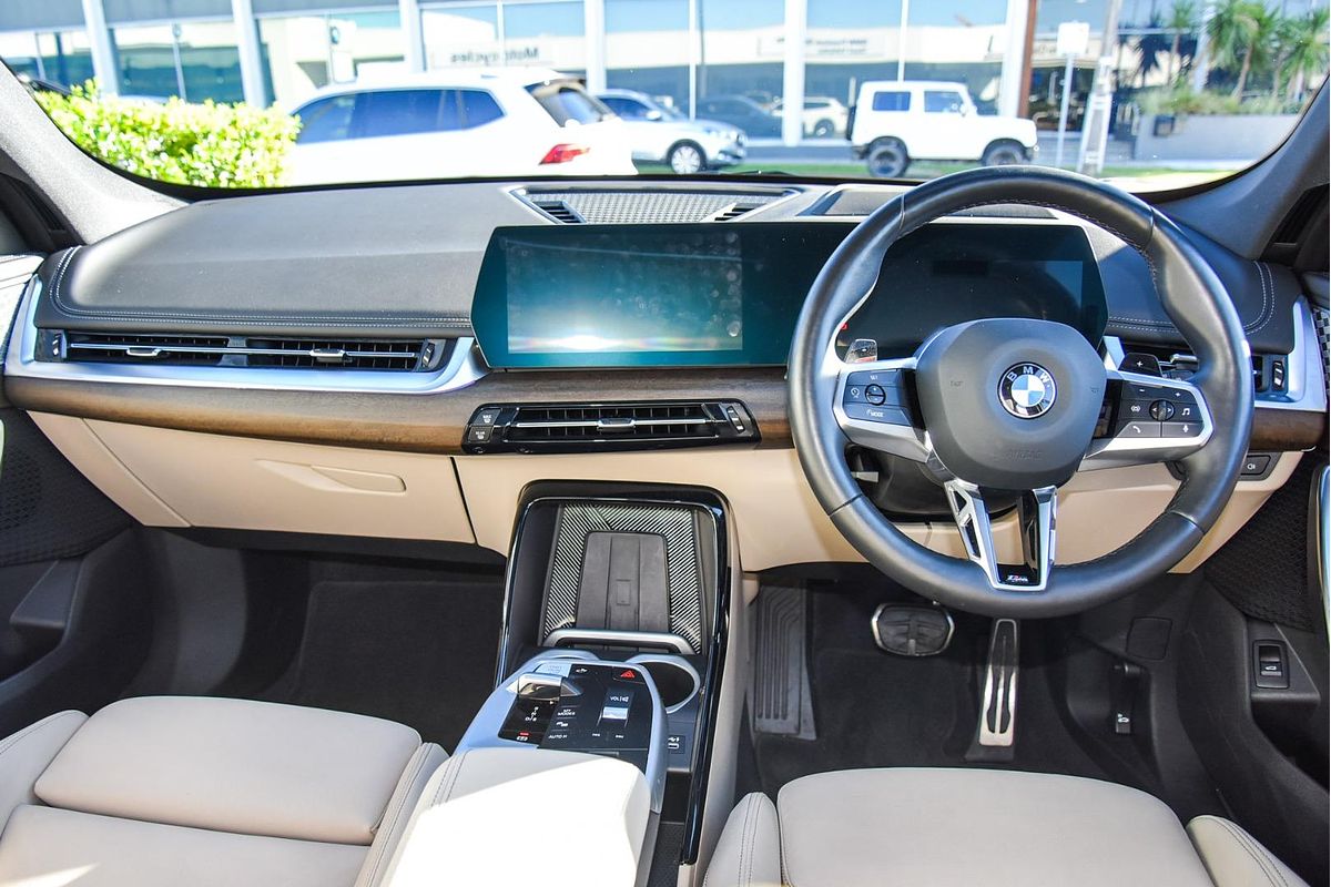 2023 BMW X1 xDrive20i U11