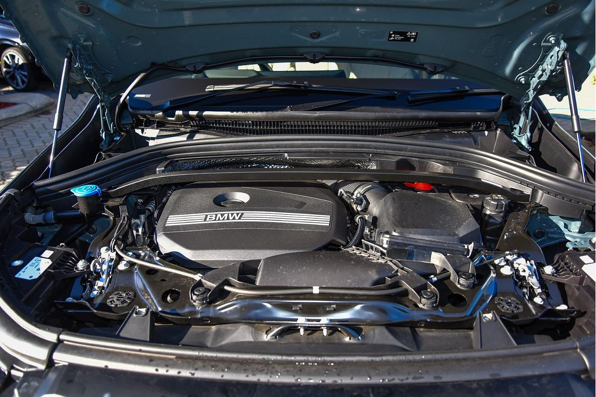 2023 BMW X1 xDrive20i U11