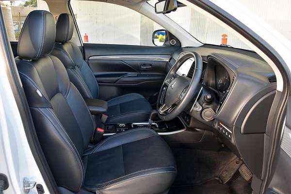 2020 Mitsubishi Outlander Exceed ZL