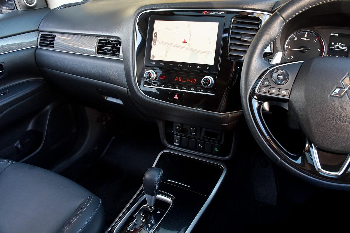 2020 Mitsubishi Outlander Exceed ZL