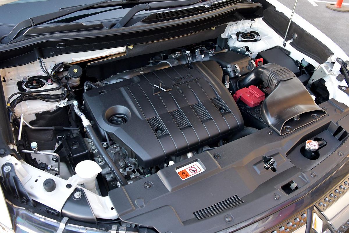 2020 Mitsubishi Outlander Exceed ZL