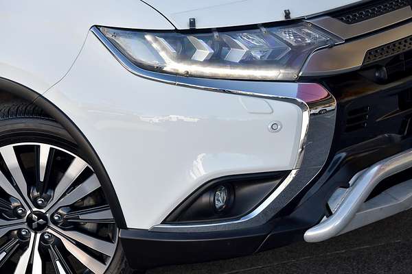 2020 Mitsubishi Outlander Exceed ZL