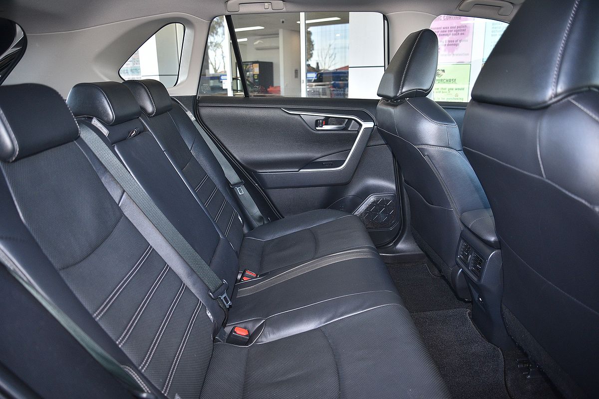 2022 Toyota RAV4 Cruiser AXAH54R