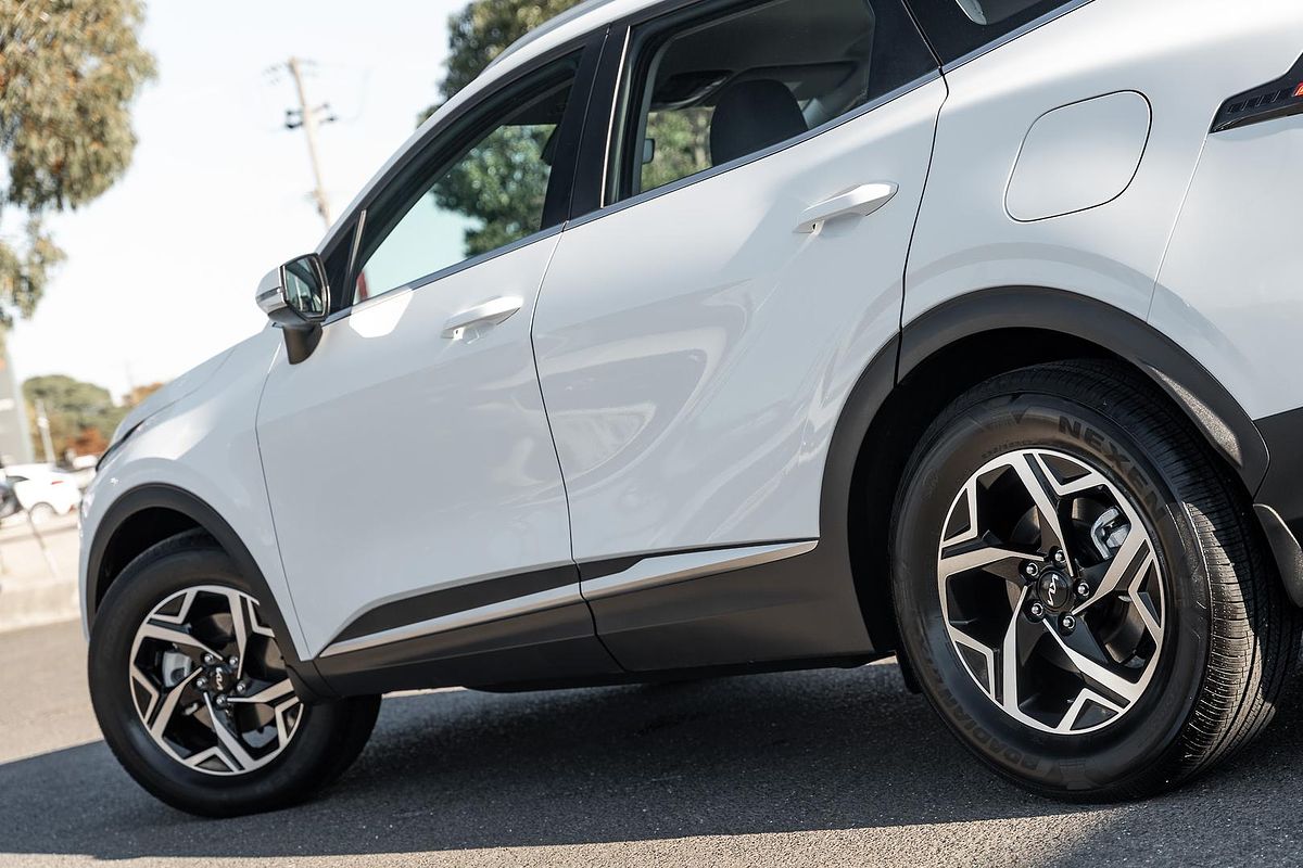 2024 Kia Sportage S NQ5