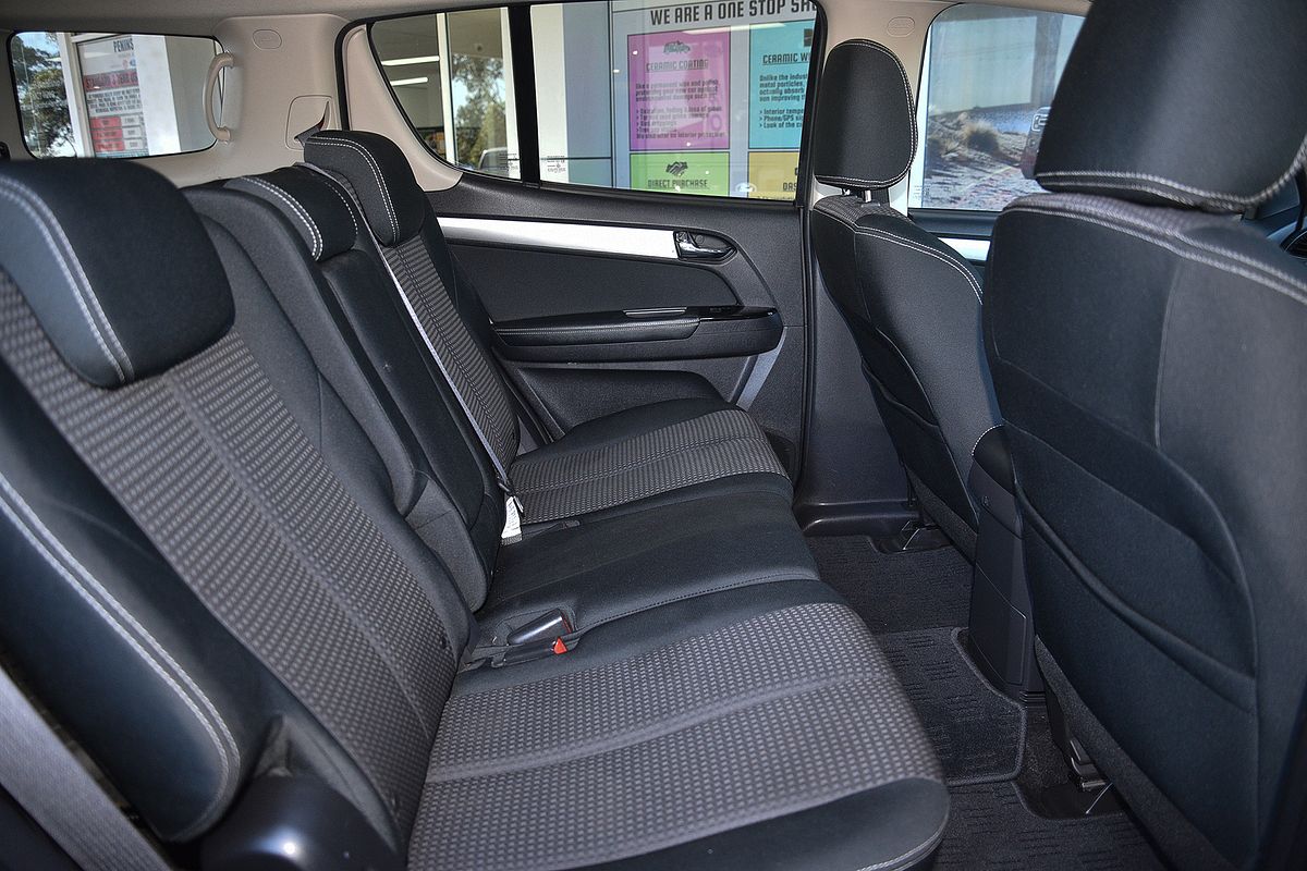 2018 Isuzu MU-X LS-U