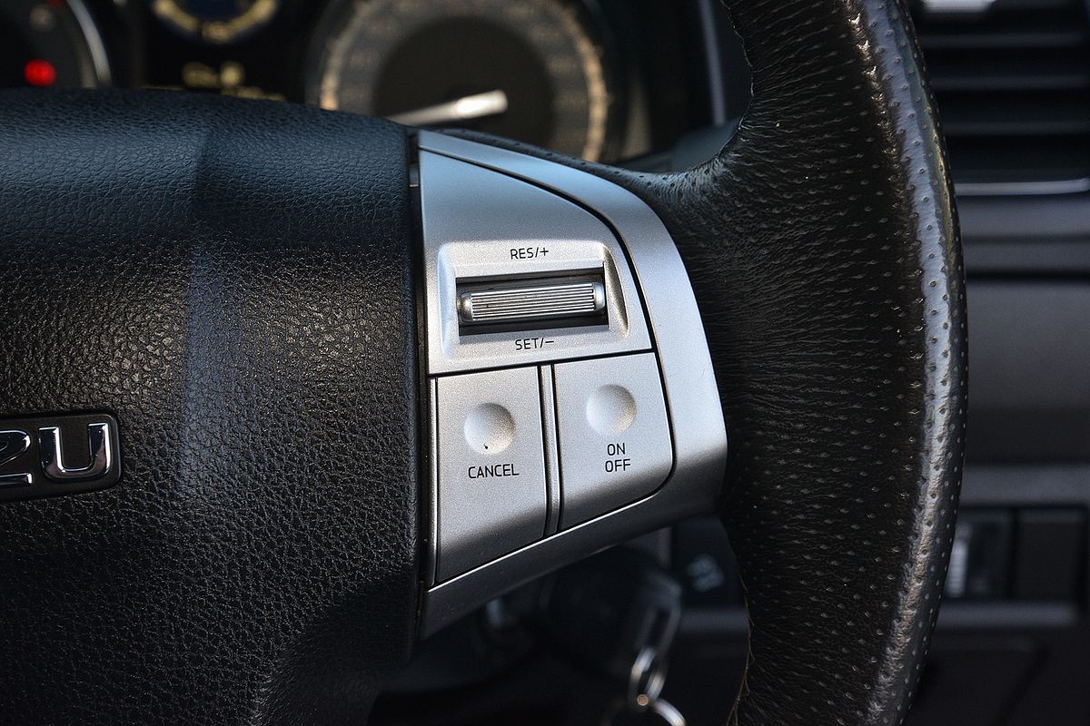 2018 Isuzu MU-X LS-U