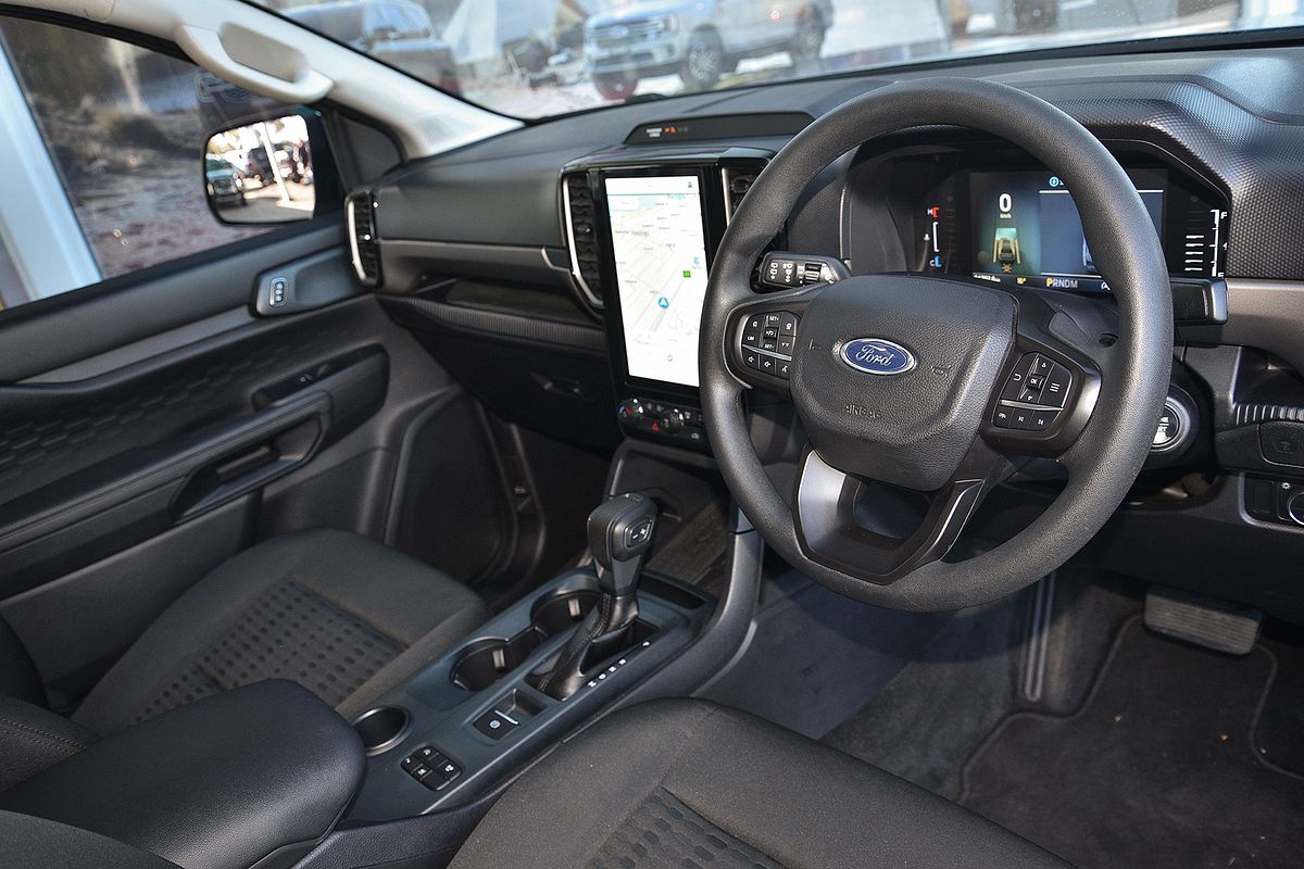2022 Ford Everest Ambiente 2.0L