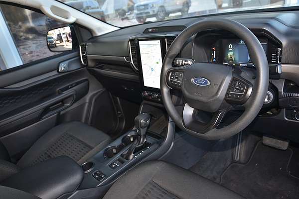 2022 Ford Everest Ambiente 2.0L