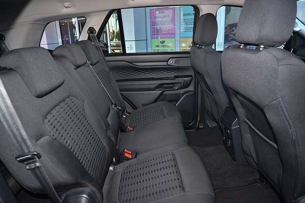 2022 Ford Everest Ambiente 2.0L
