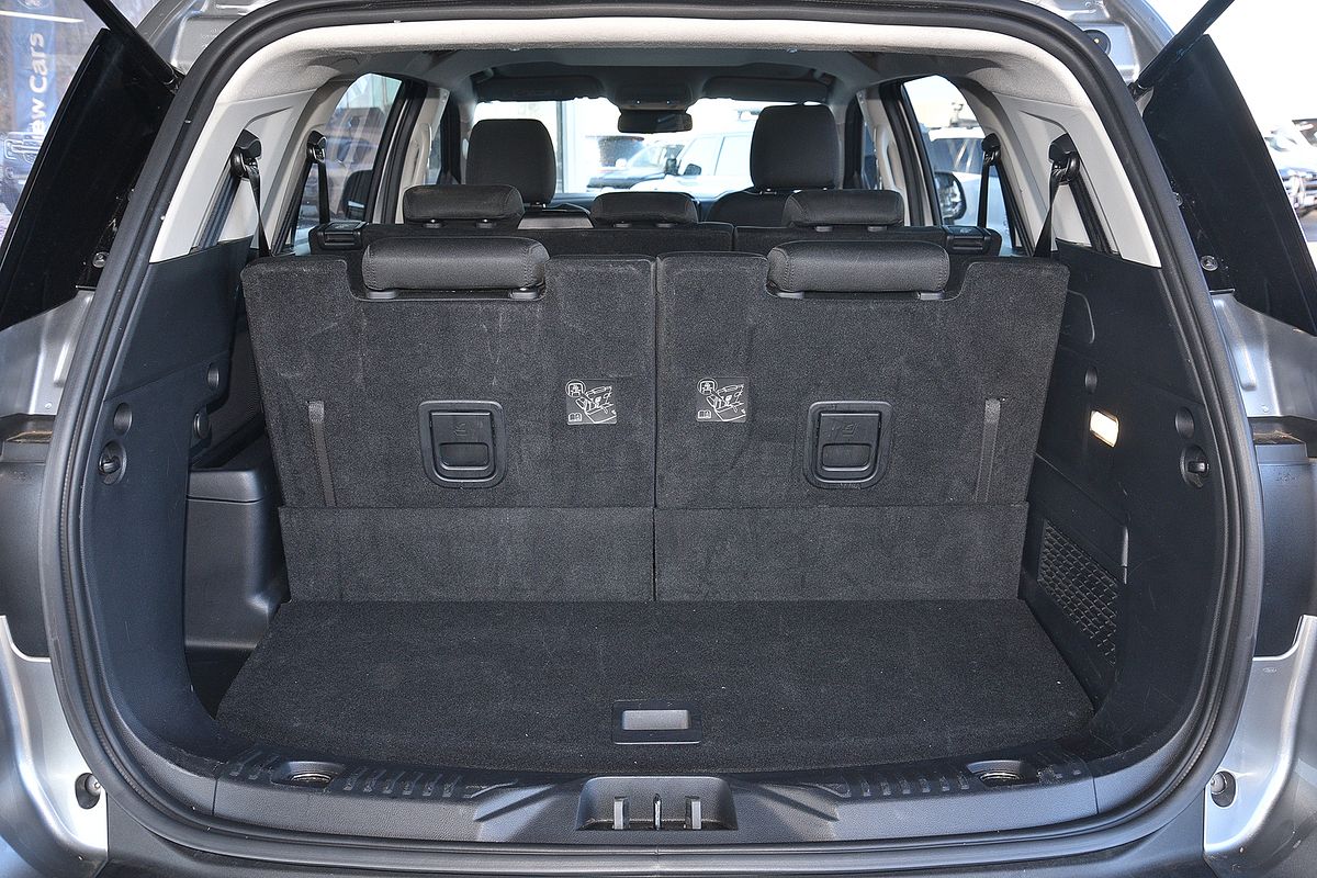 2022 Ford Everest Ambiente 2.0L