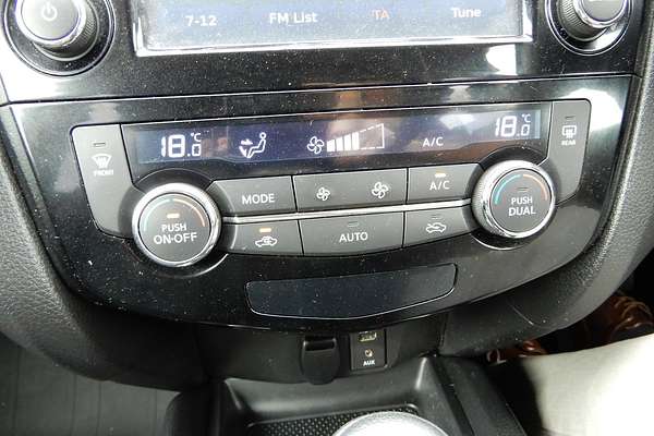 2014 Nissan X-TRAIL ST-L T32