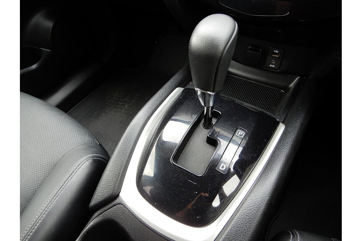 2014 Nissan X-TRAIL ST-L T32