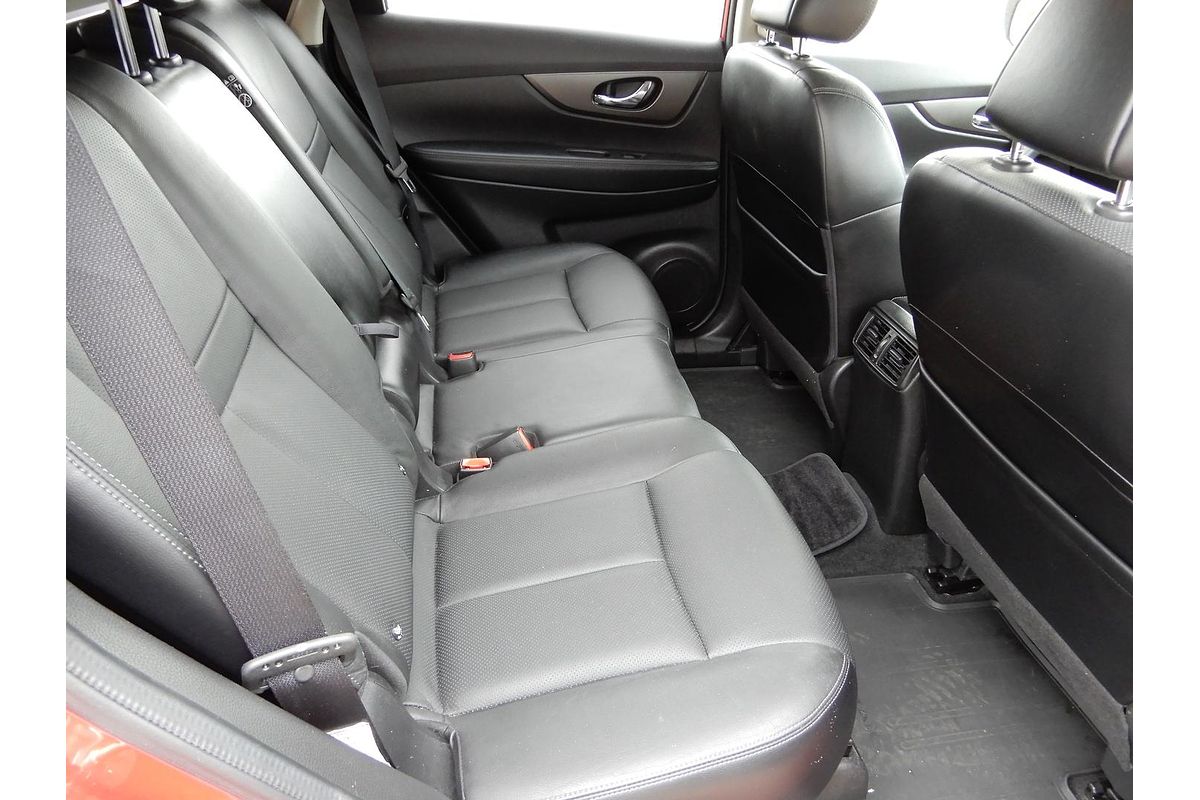 2014 Nissan X-TRAIL ST-L T32