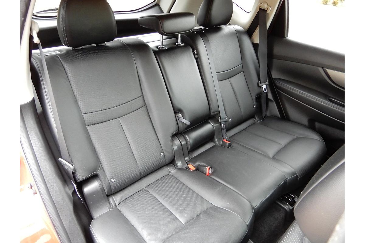 2014 Nissan X-TRAIL ST-L T32
