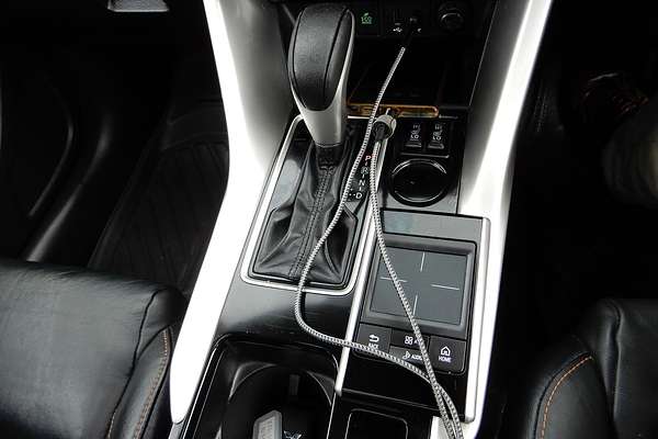 2018 Mitsubishi Eclipse Cross Exceed YA