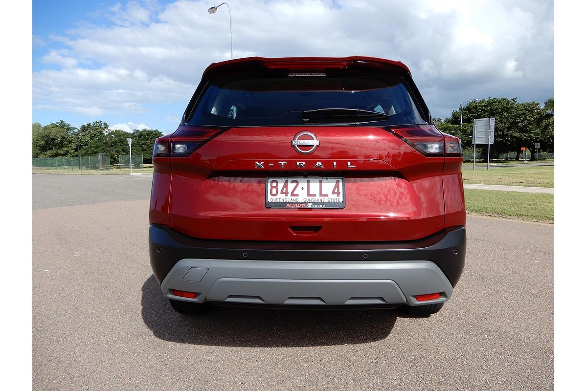 2024 Nissan X-TRAIL ST T33