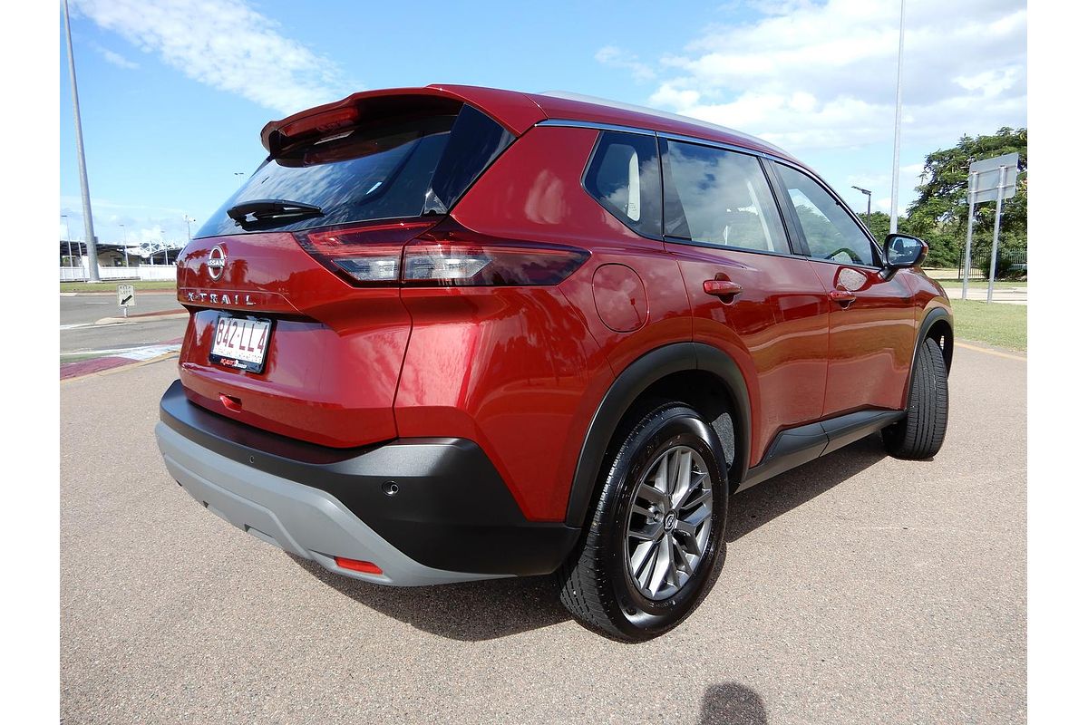2024 Nissan X-TRAIL ST T33