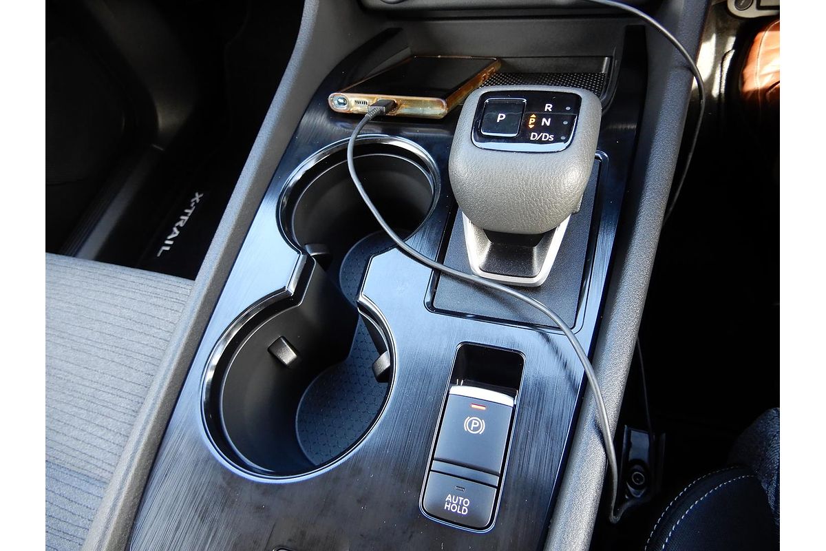 2024 Nissan X-TRAIL ST T33