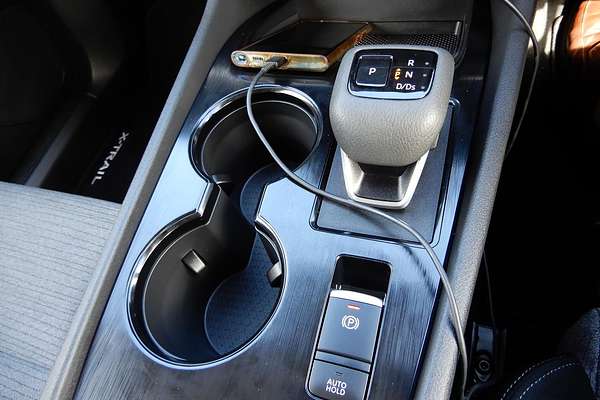2024 Nissan X-TRAIL ST T33