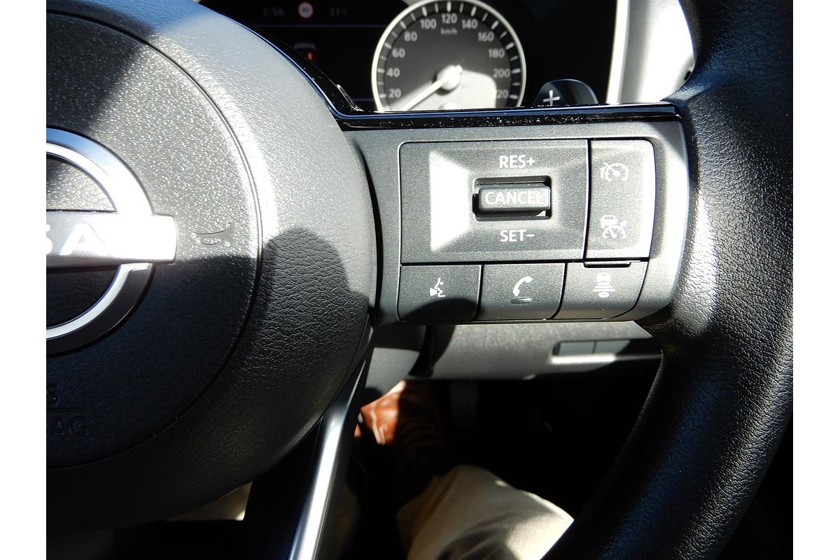 2024 Nissan X-TRAIL ST T33