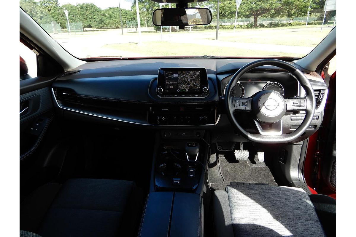 2024 Nissan X-TRAIL ST T33