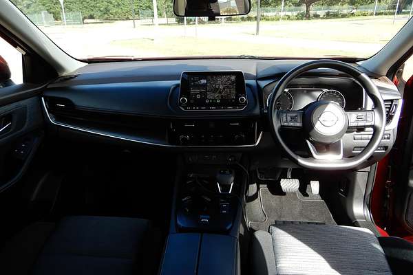 2024 Nissan X-TRAIL ST T33