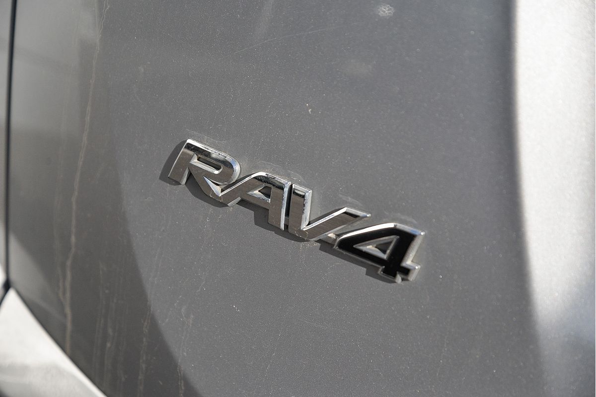 2018 Toyota RAV4 GX ZSA42R