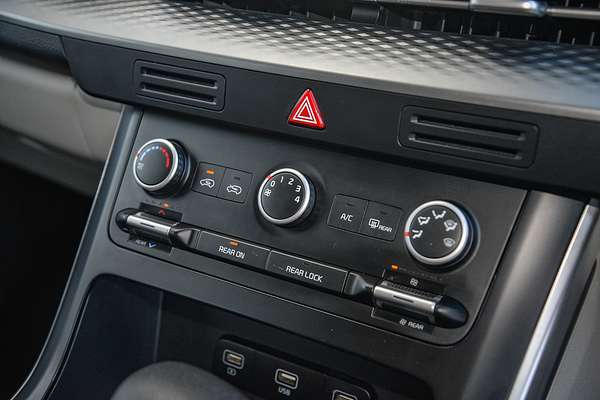 2022 Kia Carnival S KA4
