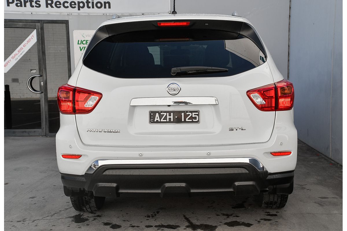 2018 Nissan Pathfinder ST-L R52 Series II