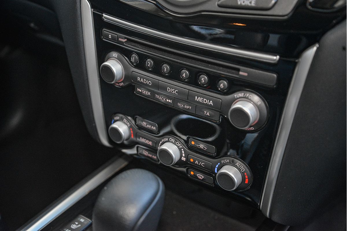 2018 Nissan Pathfinder ST-L R52 Series II