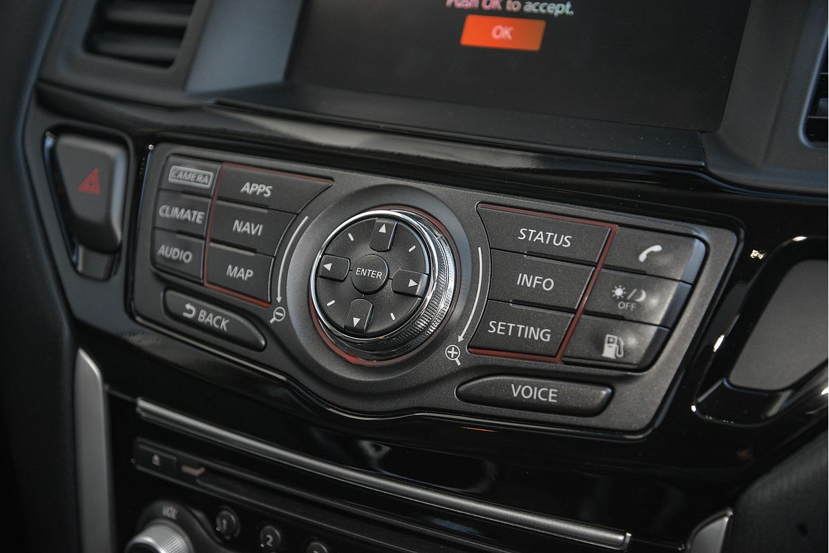 2018 Nissan Pathfinder ST-L R52 Series II