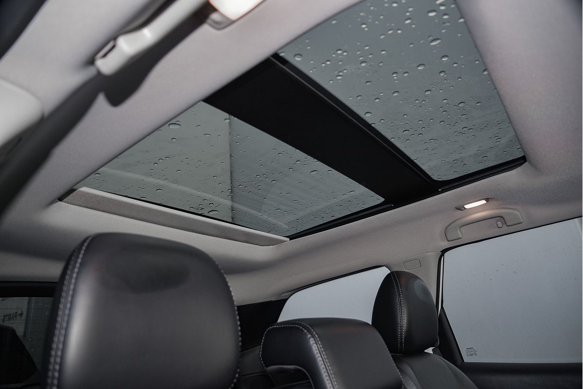 2018 Nissan Pathfinder ST-L R52 Series II
